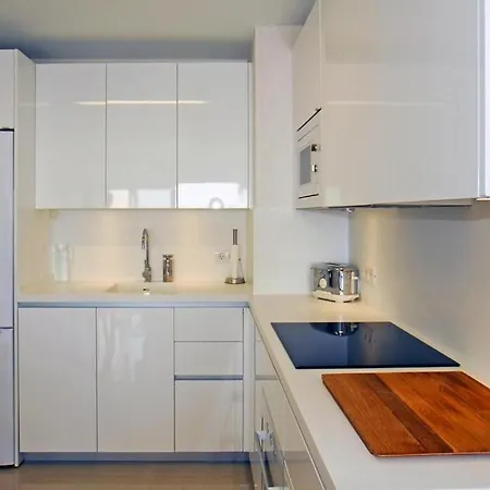 Flat, San Agustin *